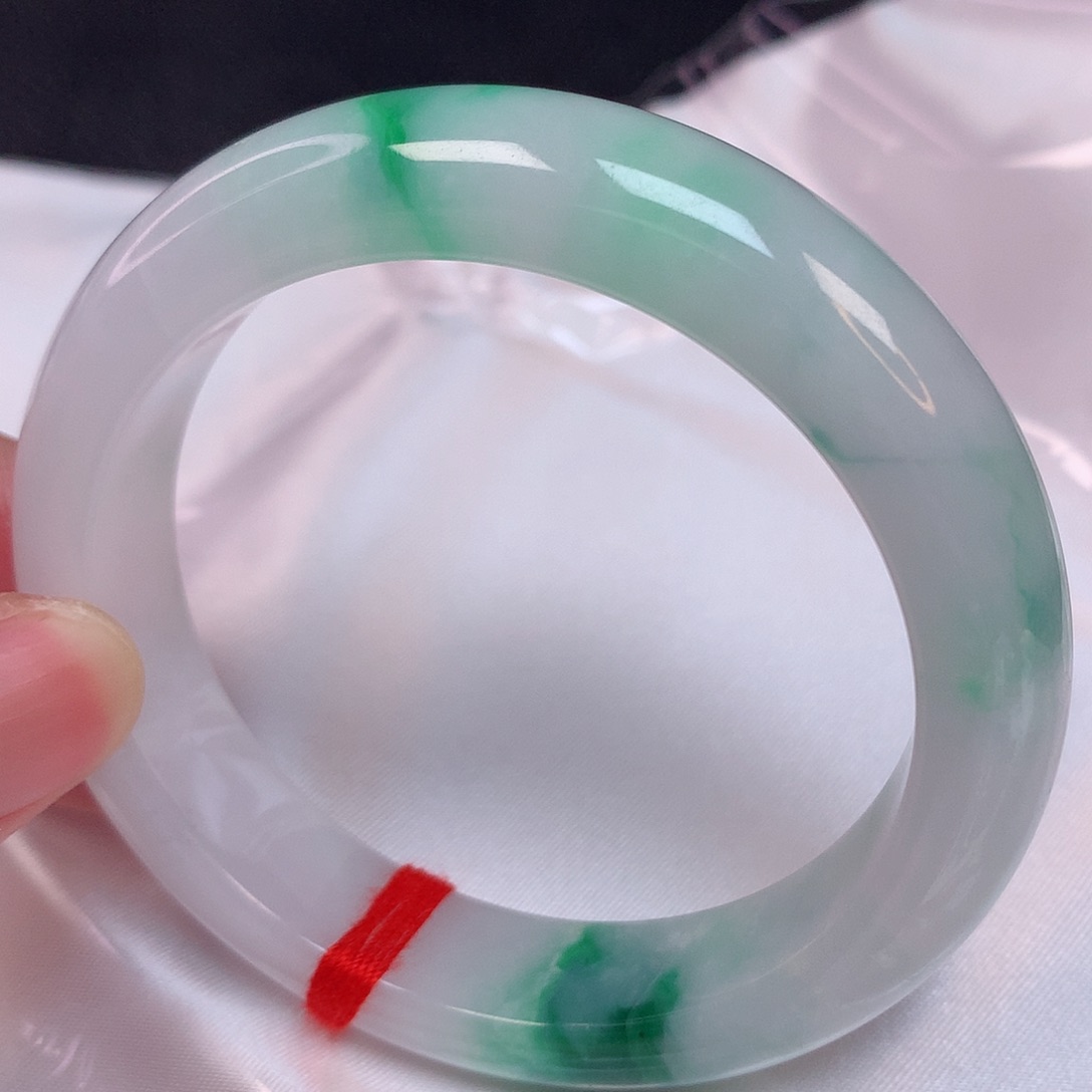 翡翠手镯未镶嵌55 翡翠手镯