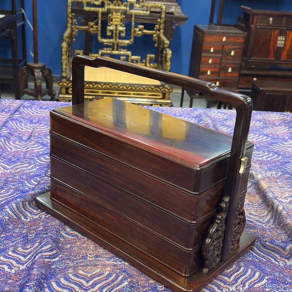 【闪购商品】红酸枝木类成套家具提篮