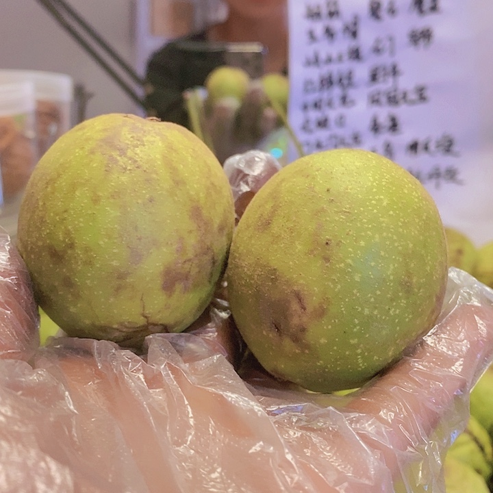 【闪购商品】核桃摆件牡丹纹2个青皮不退不换谨慎下单