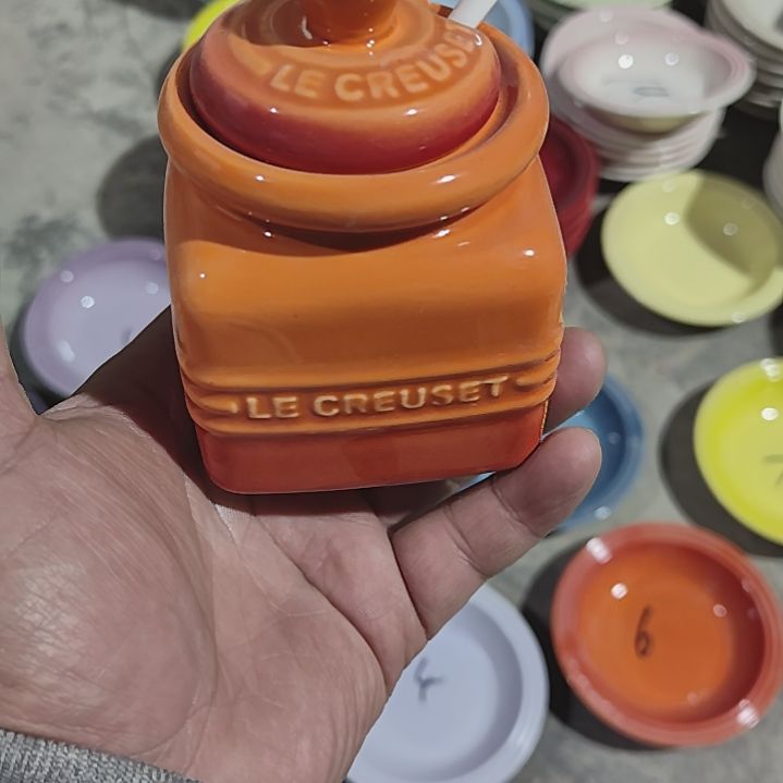 陶瓷便携款瑕疵调料罐橙色