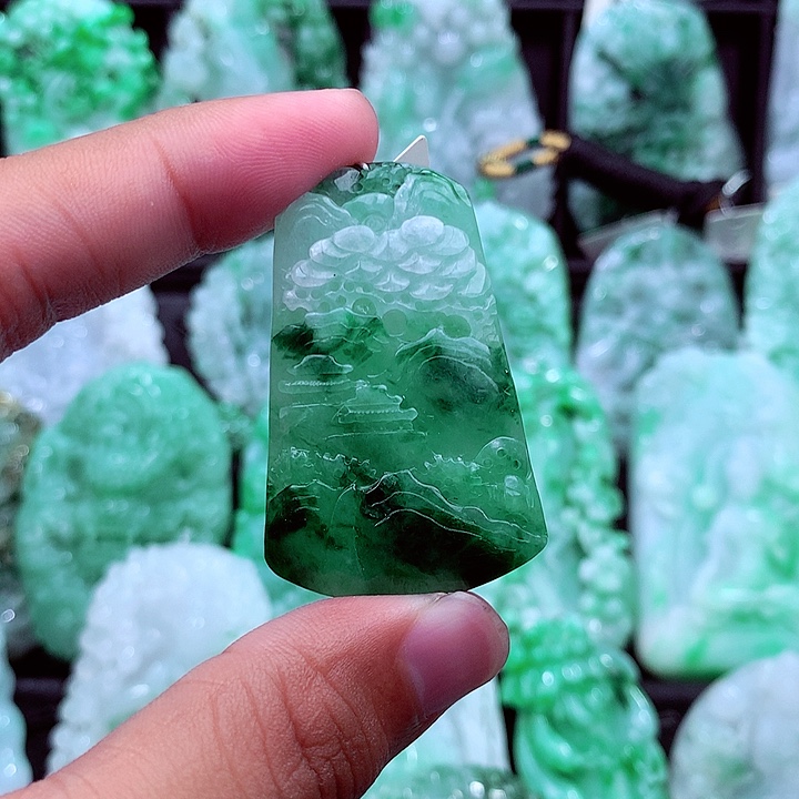 翡翠未镶嵌吊坠(不含链)