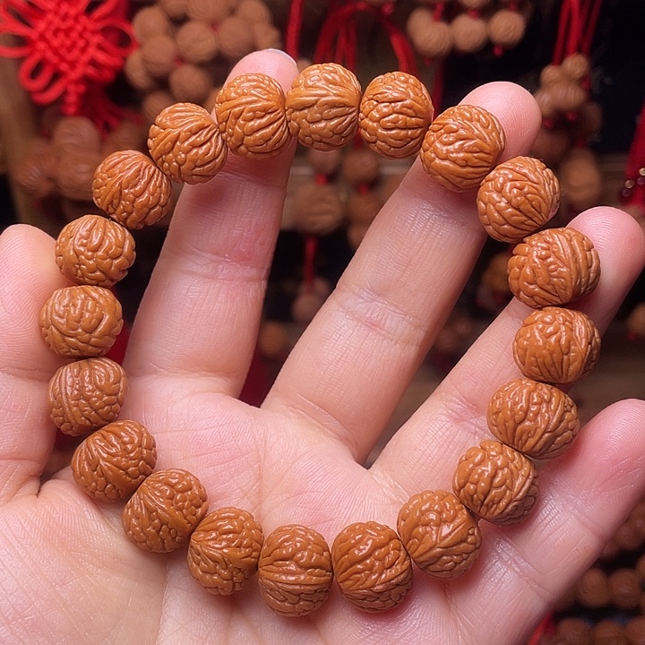 木质类龙纹桃枭手串