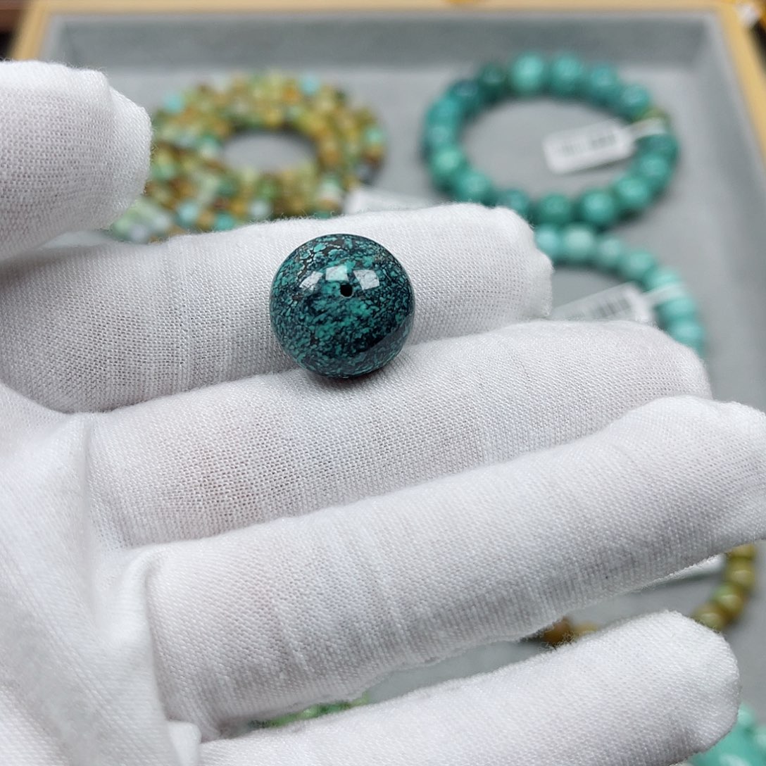 绿松石未镶嵌挂件