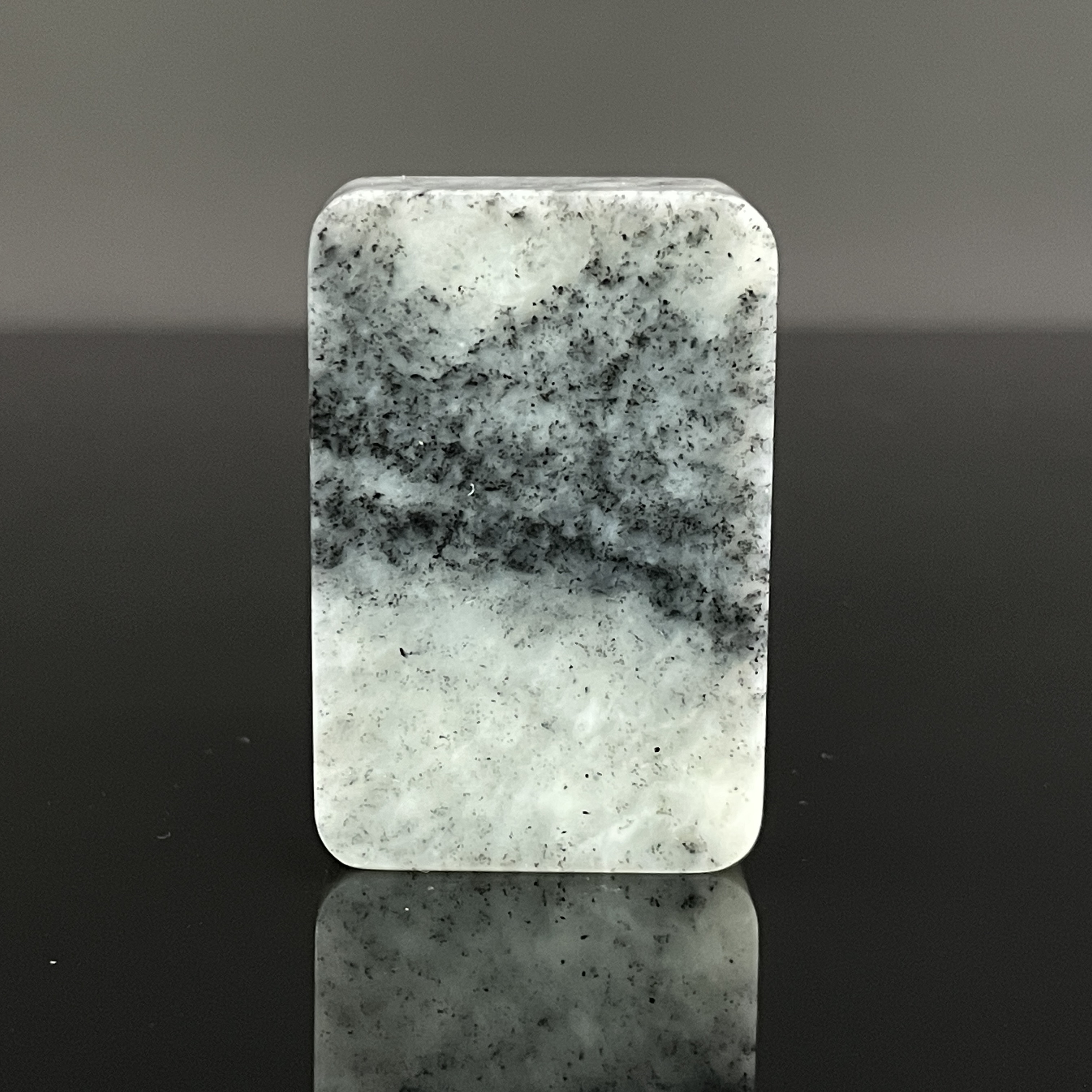 1224GY004和田玉挂件