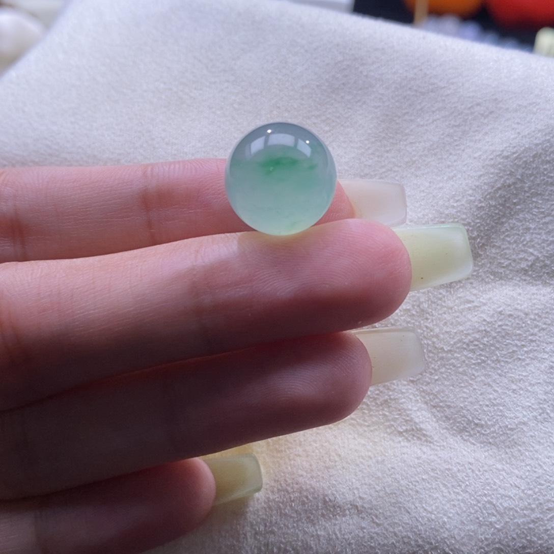 翡翠未镶嵌颈饰冰飘绿花大珠卡14
