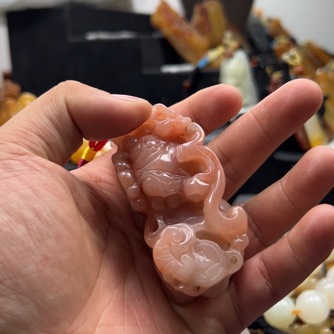 石英质玉（黄龙玉）未镶嵌多选发其一