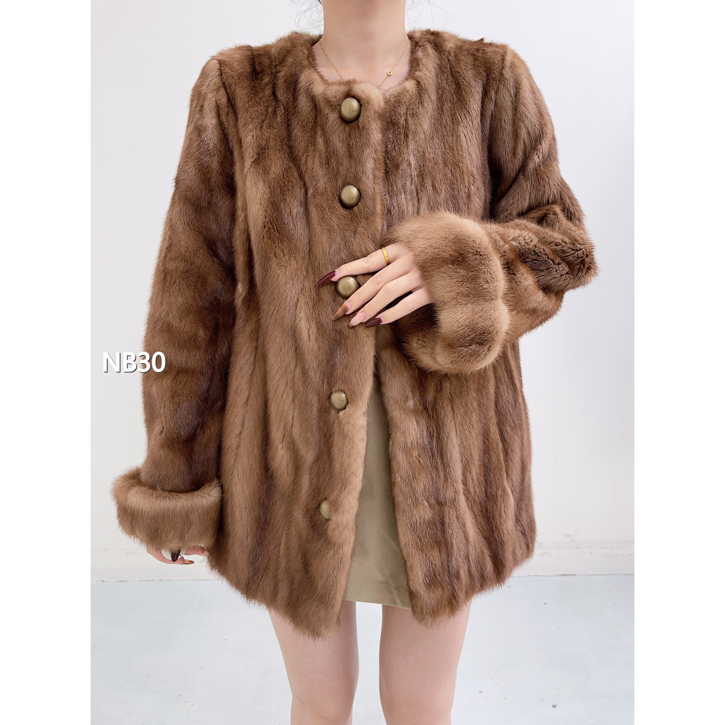 【NB30】M 蜜茶棕短款全抽貂皮外套女（肩40胸104衣67袖58）02030