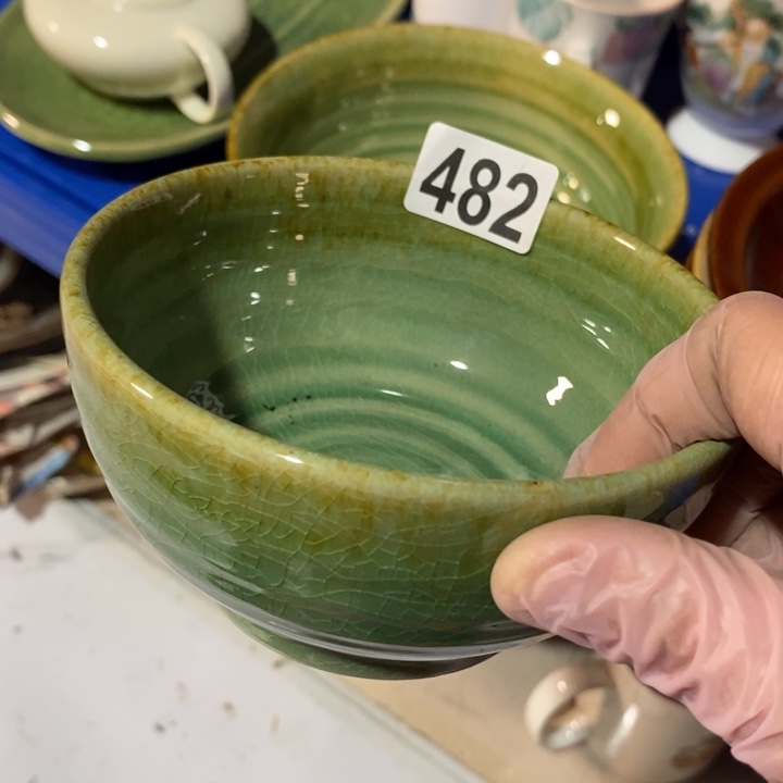 瓷片五厂洒金绿釉碗