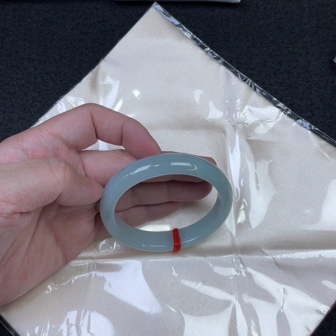 翡翠手镯未镶嵌54.7贵妃