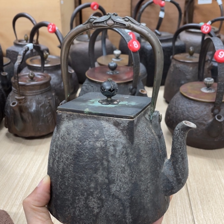 宗旦四方口双龙戏珠壶