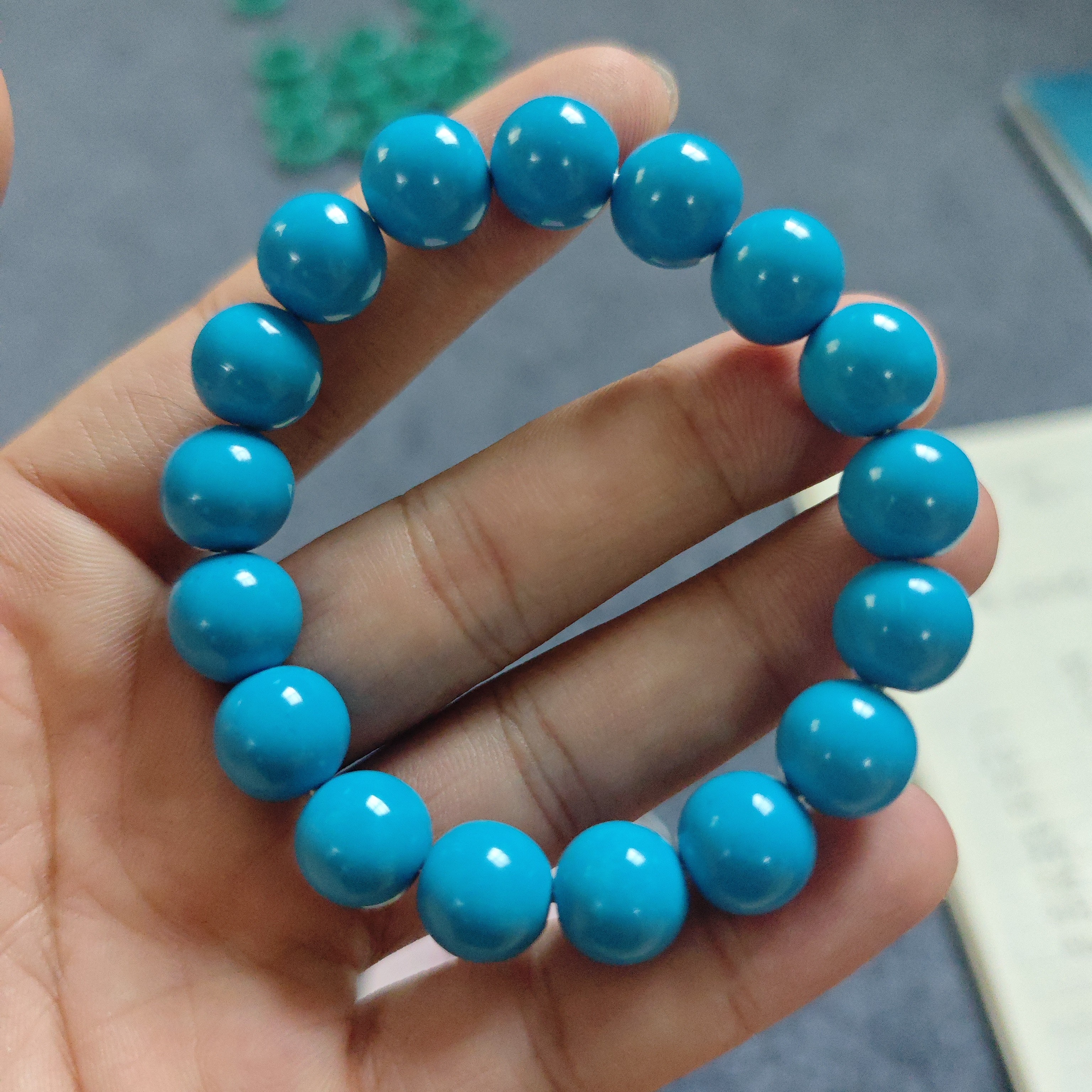 A18暴力蓝12mm手串 