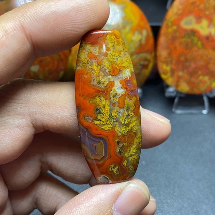 玛瑙/玉髓颈饰未镶嵌玉*缘