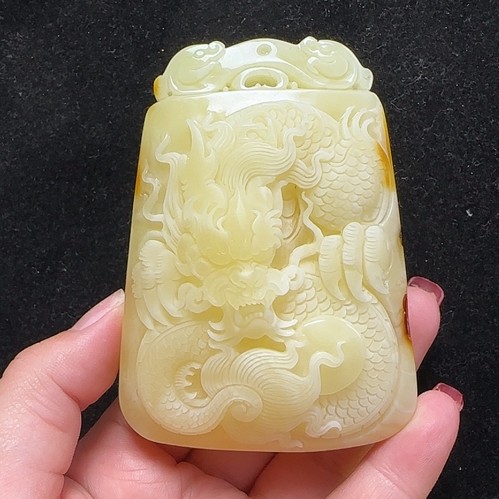 蜜蜡珠宝奇石未镶嵌