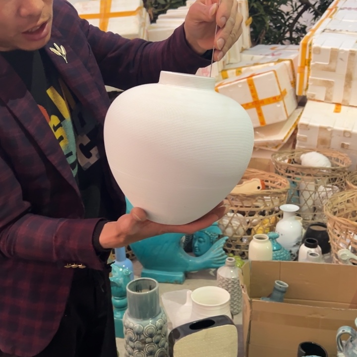 瓶高度23厘米口径7.5厘米微瑕条件