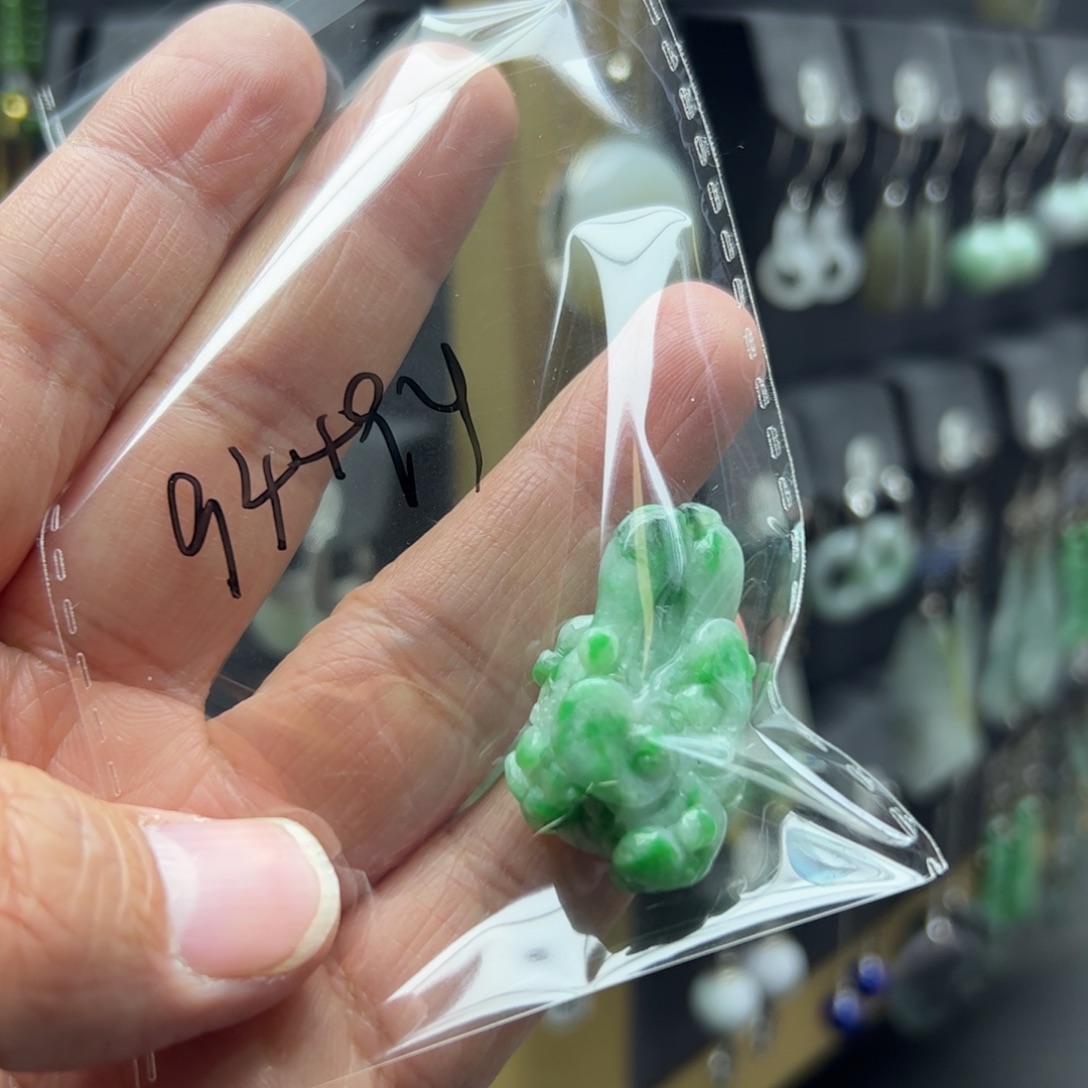 宜***勇翡翠未镶嵌耳饰11111111111