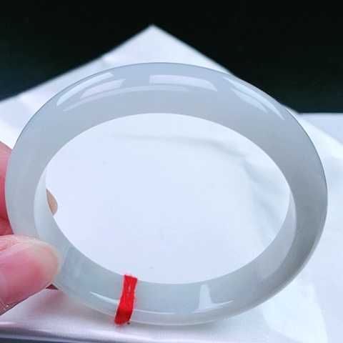 翡翠手镯未镶嵌70号