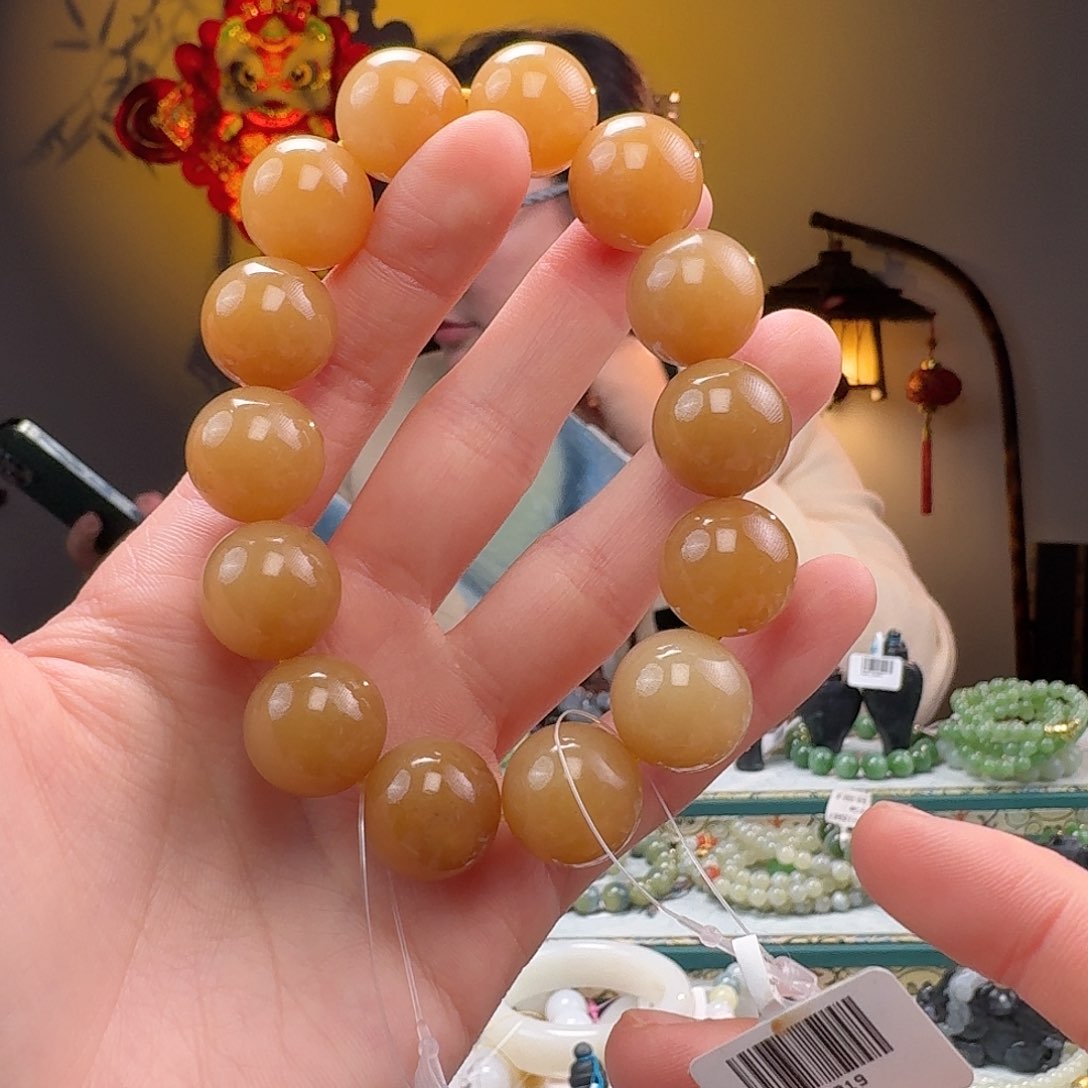 和田玉拍一发一未镶嵌