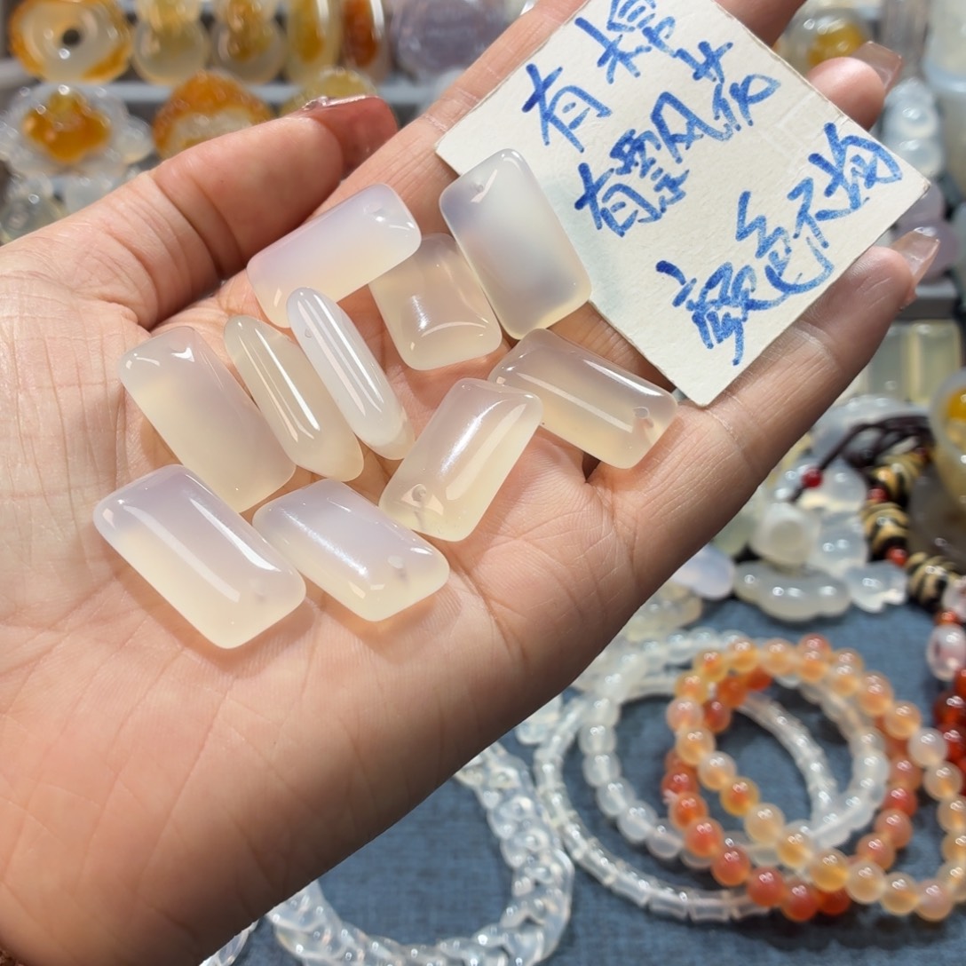 玛瑙/玉髓未镶嵌吊坠(不含链)