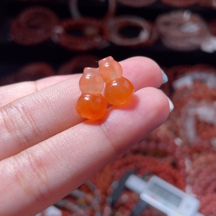 南红玛瑙未镶嵌小葫芦1920