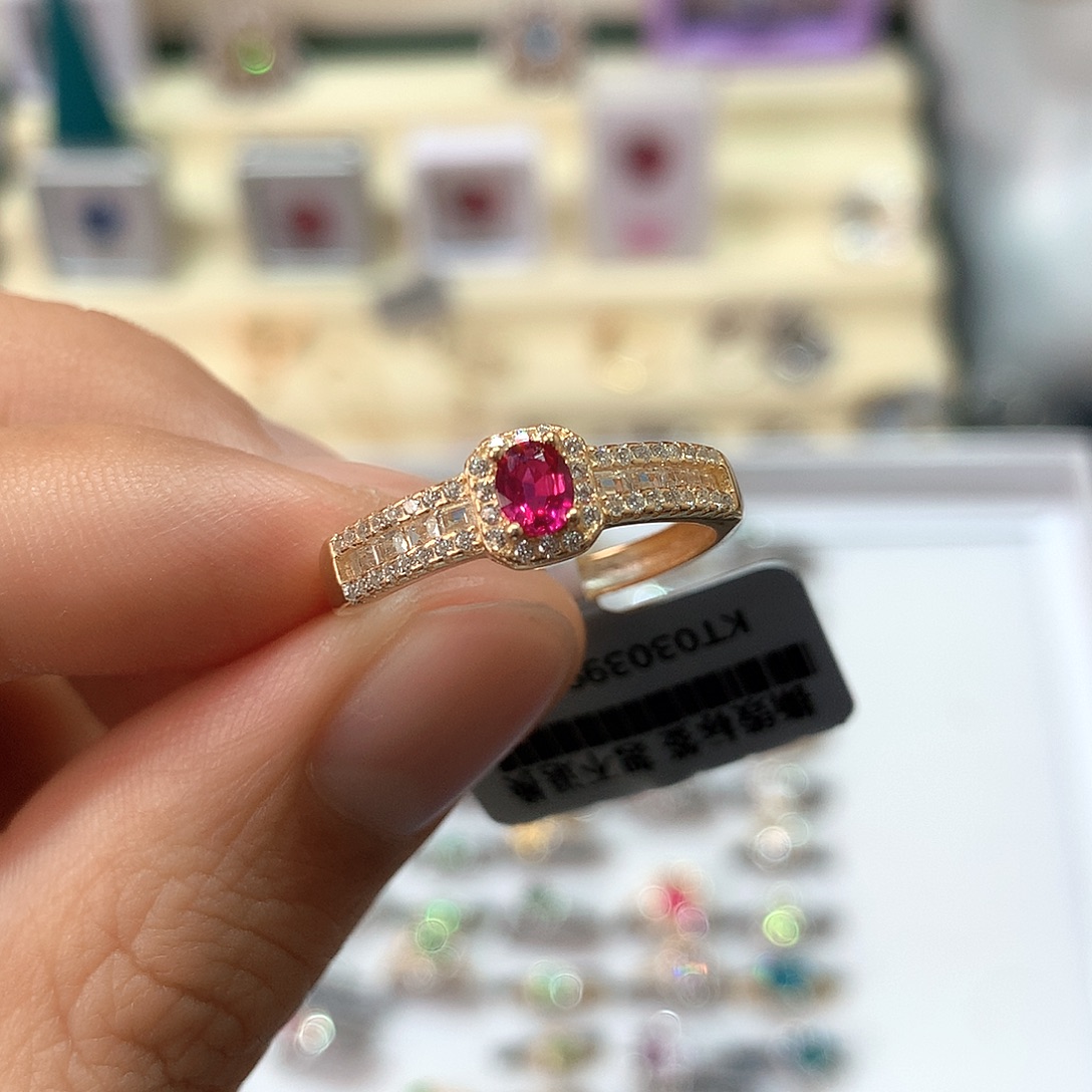 R***a银S925镶嵌戒指红宝石