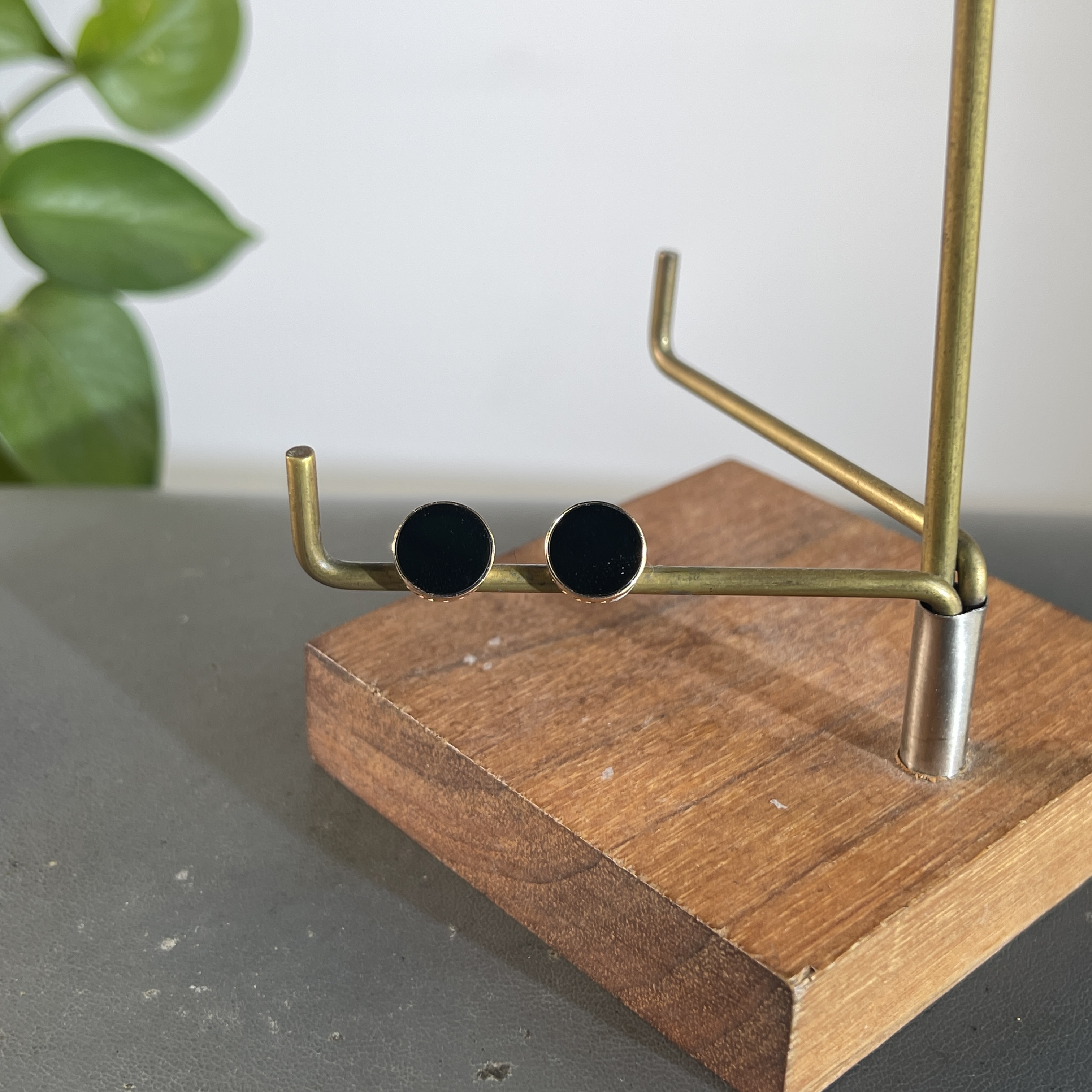 JGA18-101 黑色天然翡翠A货 黑-18K镶嵌耳饰