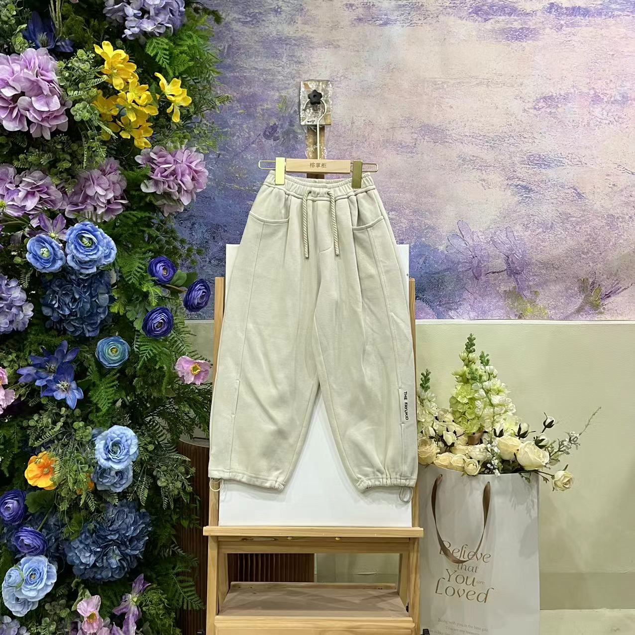 425F米色裤子5537