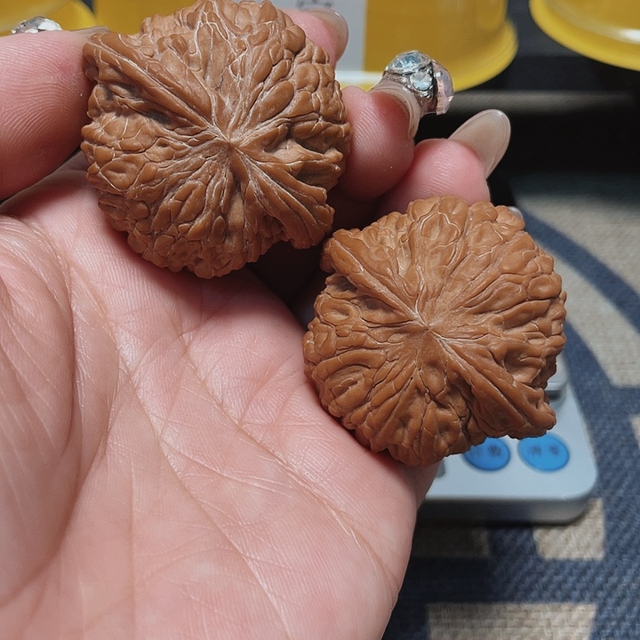 文玩核桃把件流*刘磨盘43