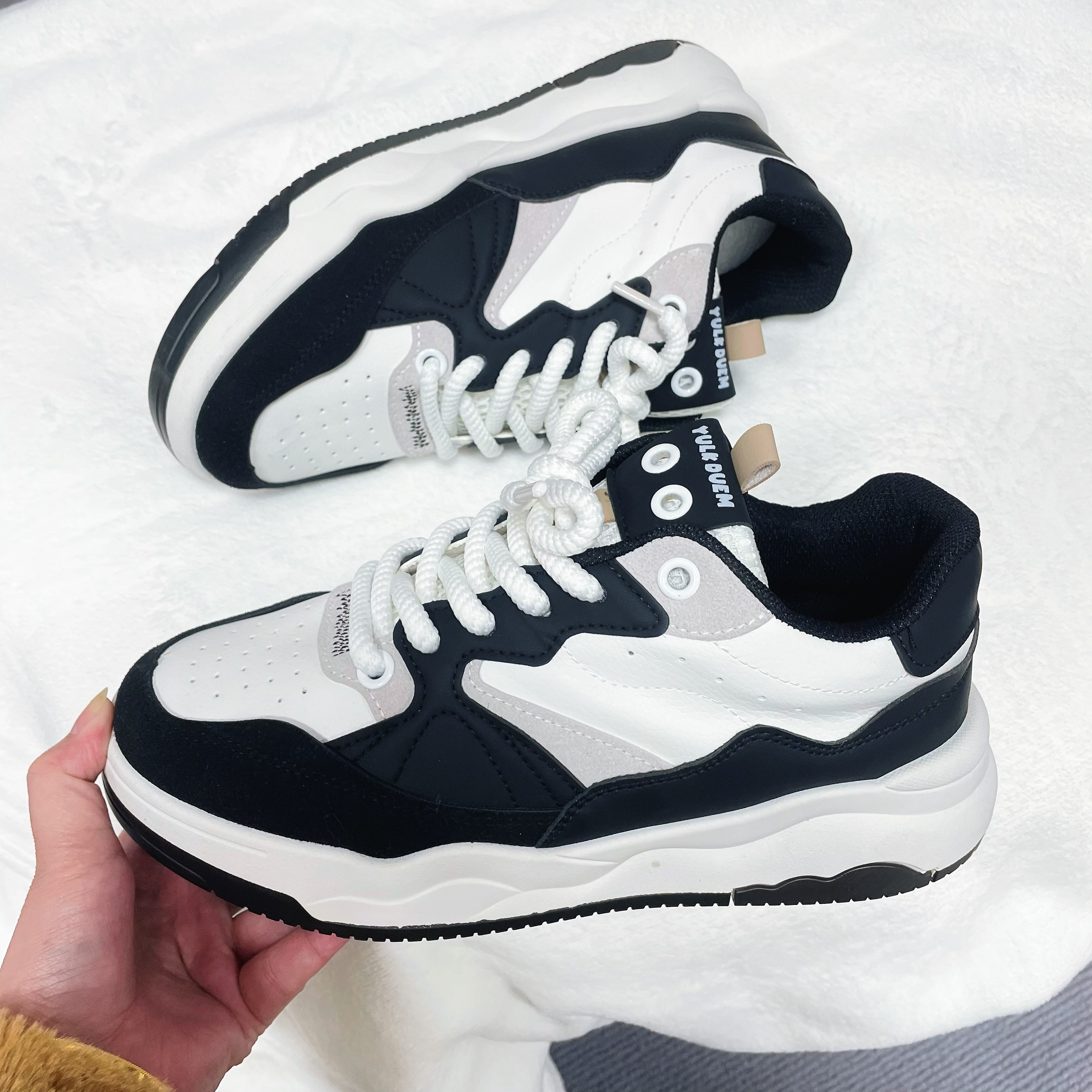 808 黑色夏季新款潮流厚底休闲百搭男板鞋皮面厚底面包老爹潮鞋