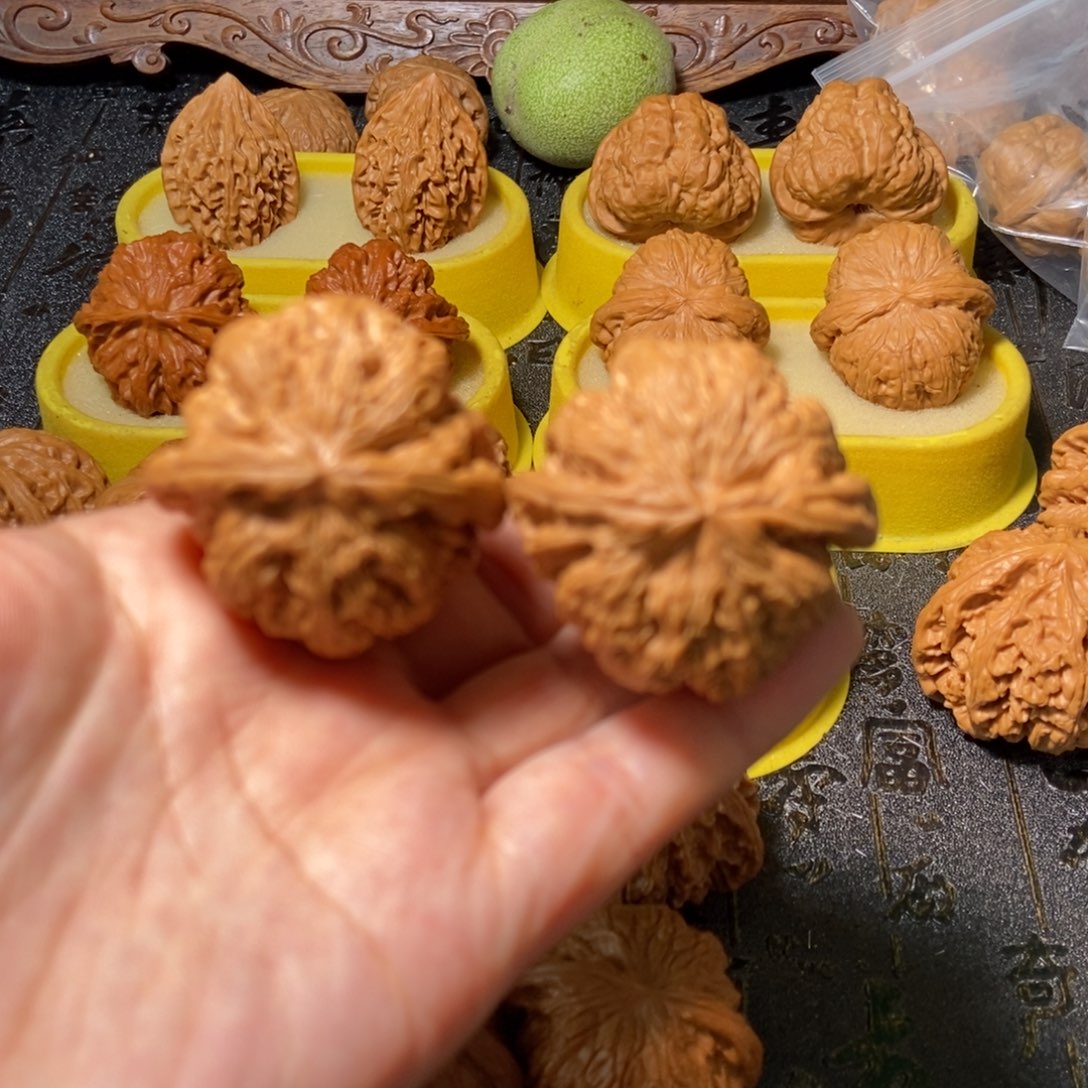 文玩核桃吊坠粗筋 40