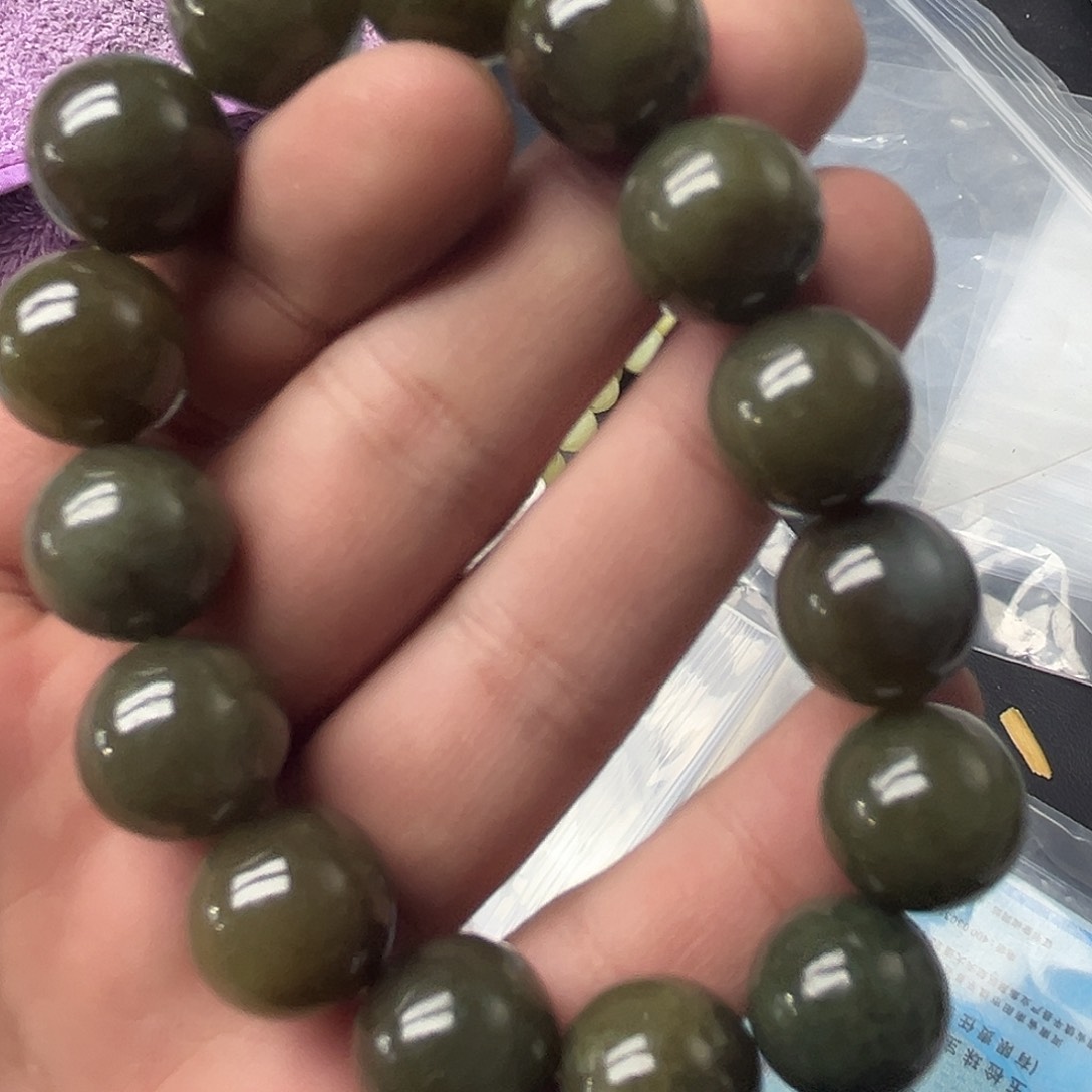 和田玉且末卡14手串未镶嵌