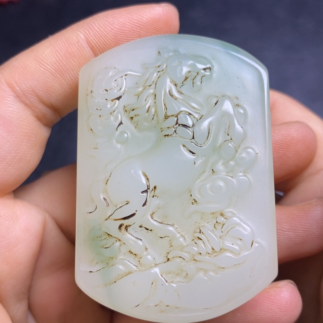 未镶嵌和田玉（糖玉）挂件