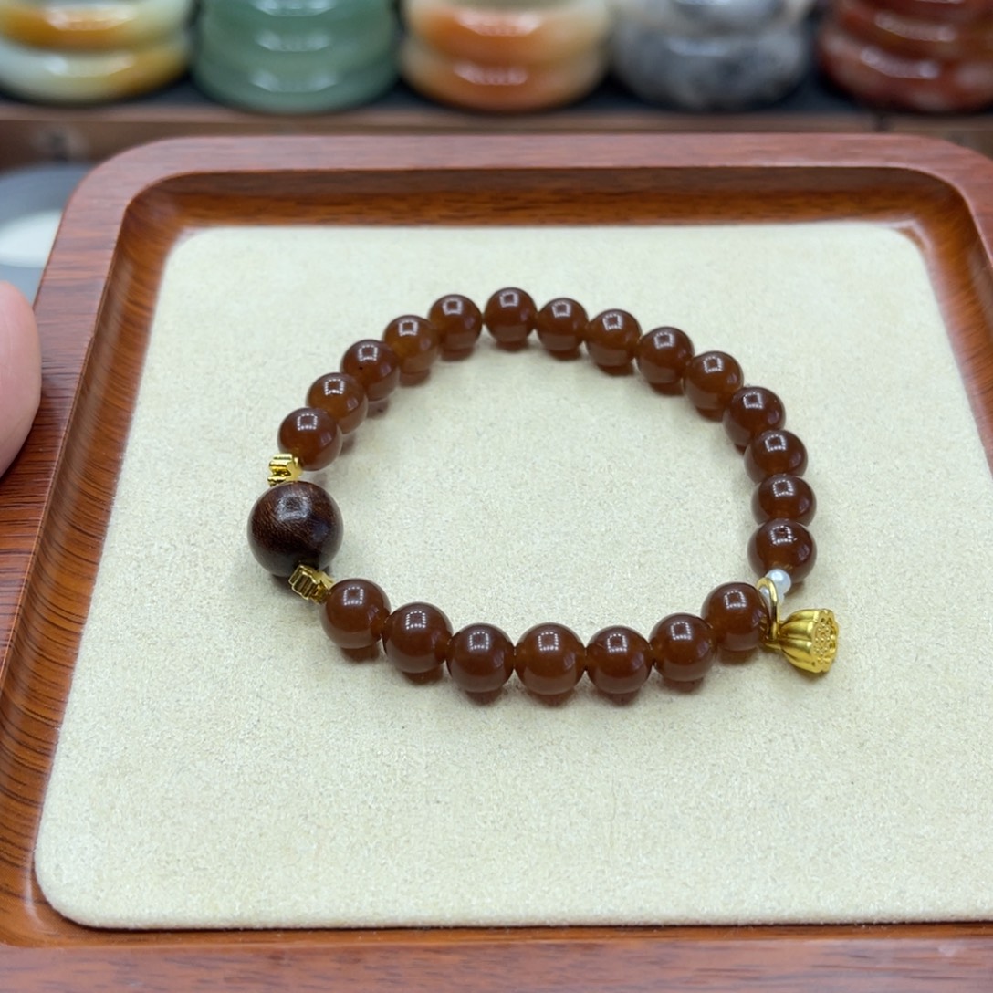 未镶嵌石英岩玉珠宝奇石