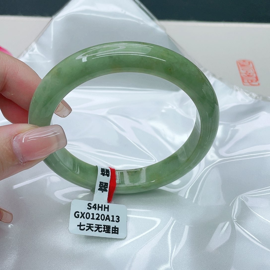 翡翠手镯未镶嵌正60.5