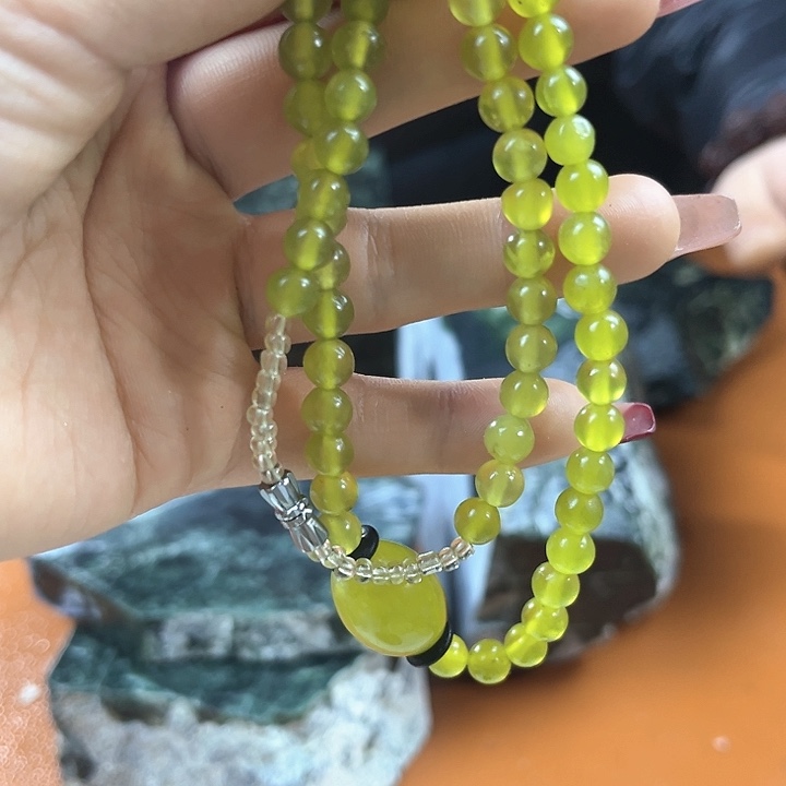 蛇纹石玉原石未镶嵌孤*5