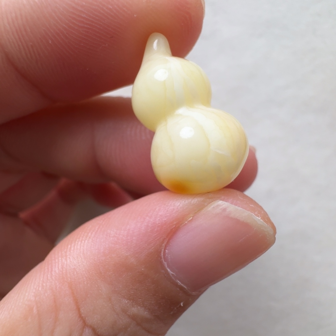 蜜蜡吊坠(不含链)未镶嵌