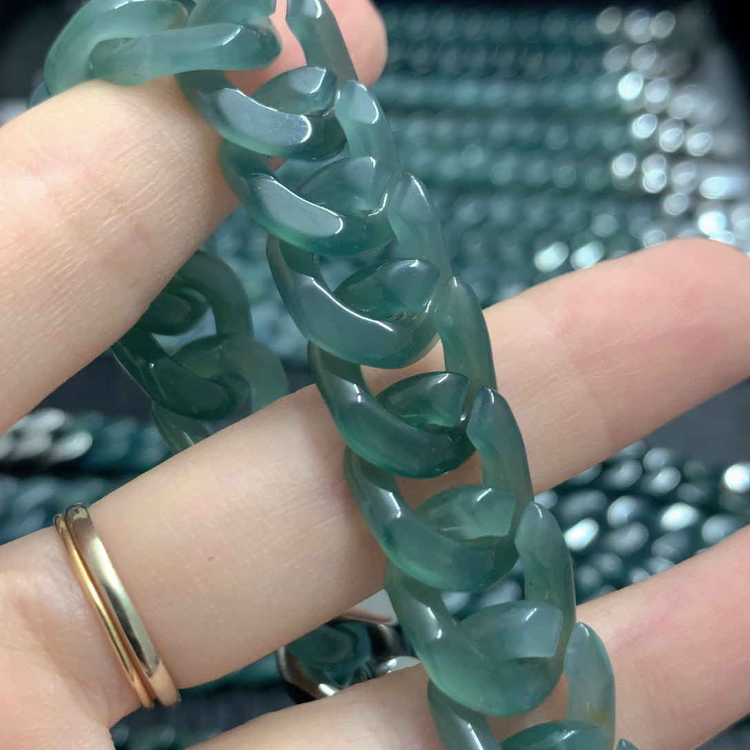 小***巷裸石翡翠翡翠手手链