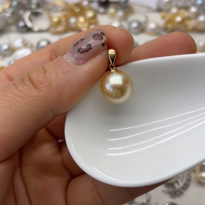 海水珍珠吊坠(不含链)18K金镶嵌
