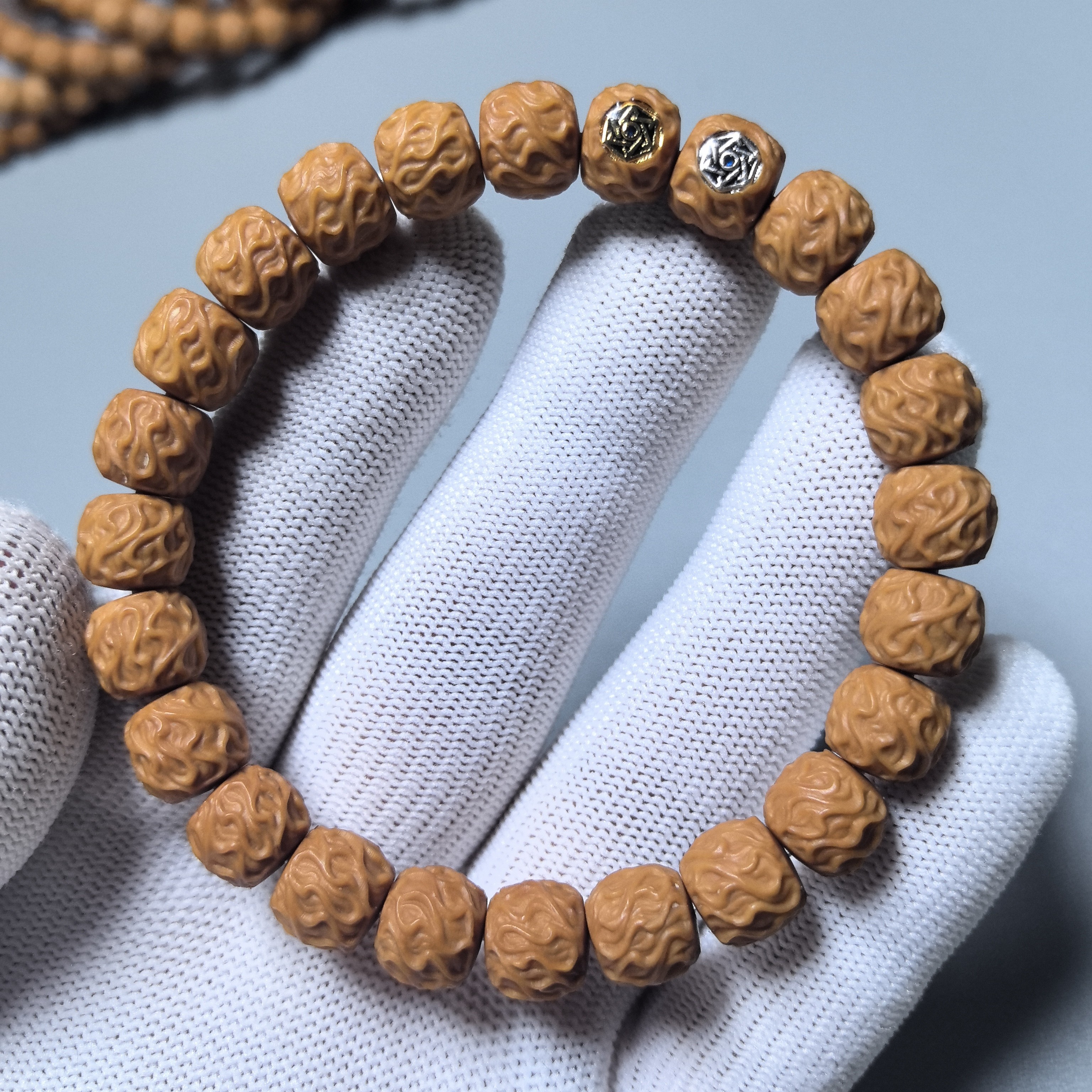 仁盛出品卧虎藏龙虎须盘龙金银双标猴头核桃文玩手串