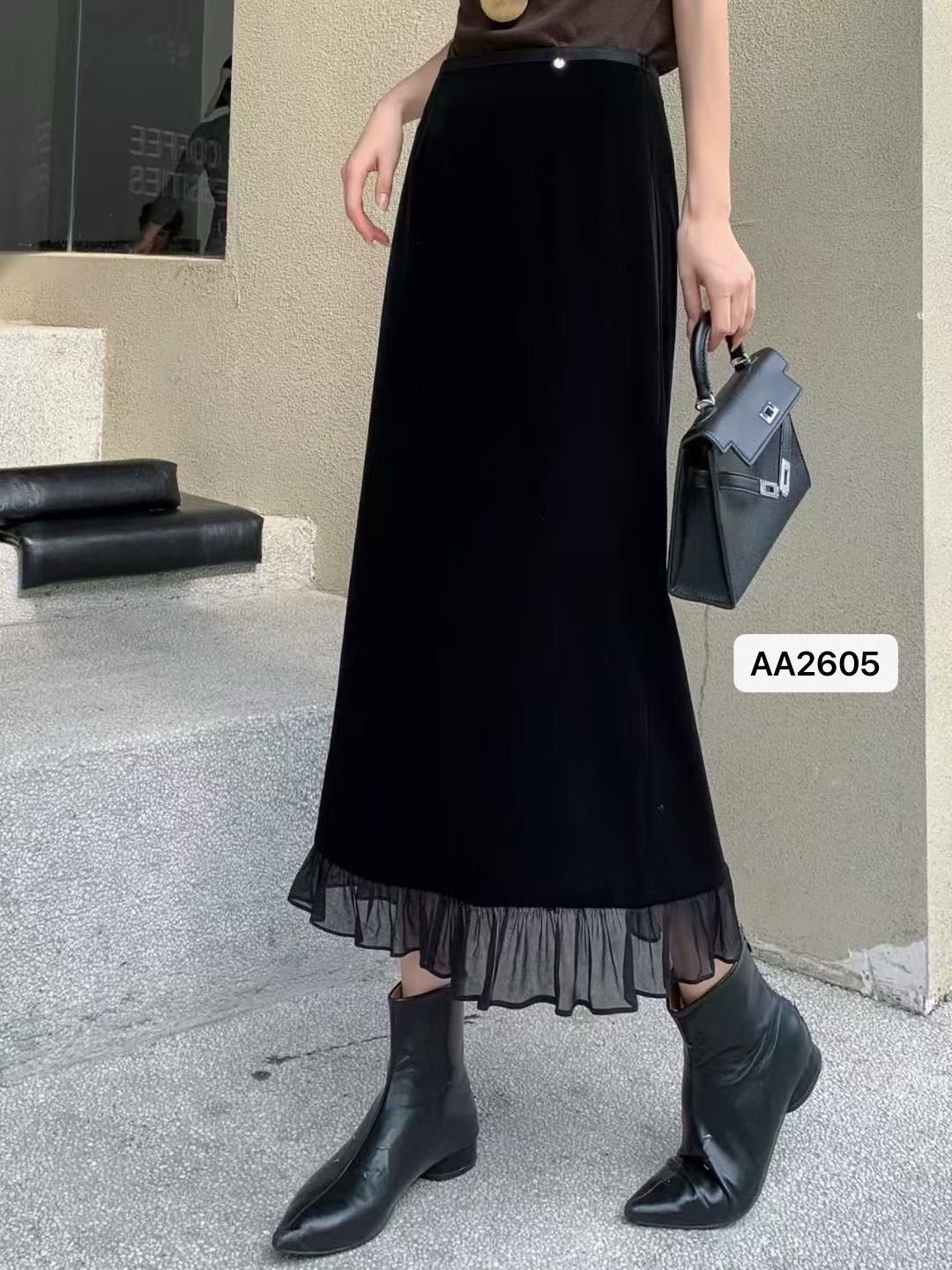 女士精品时尚半身裙2605