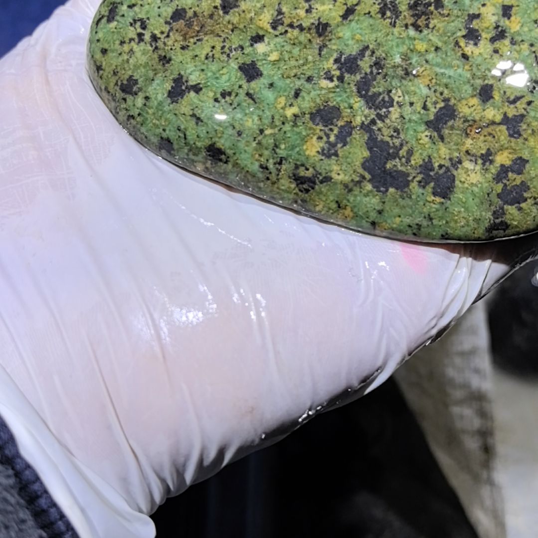 渣***酒藏玉药王石原石一个摆件