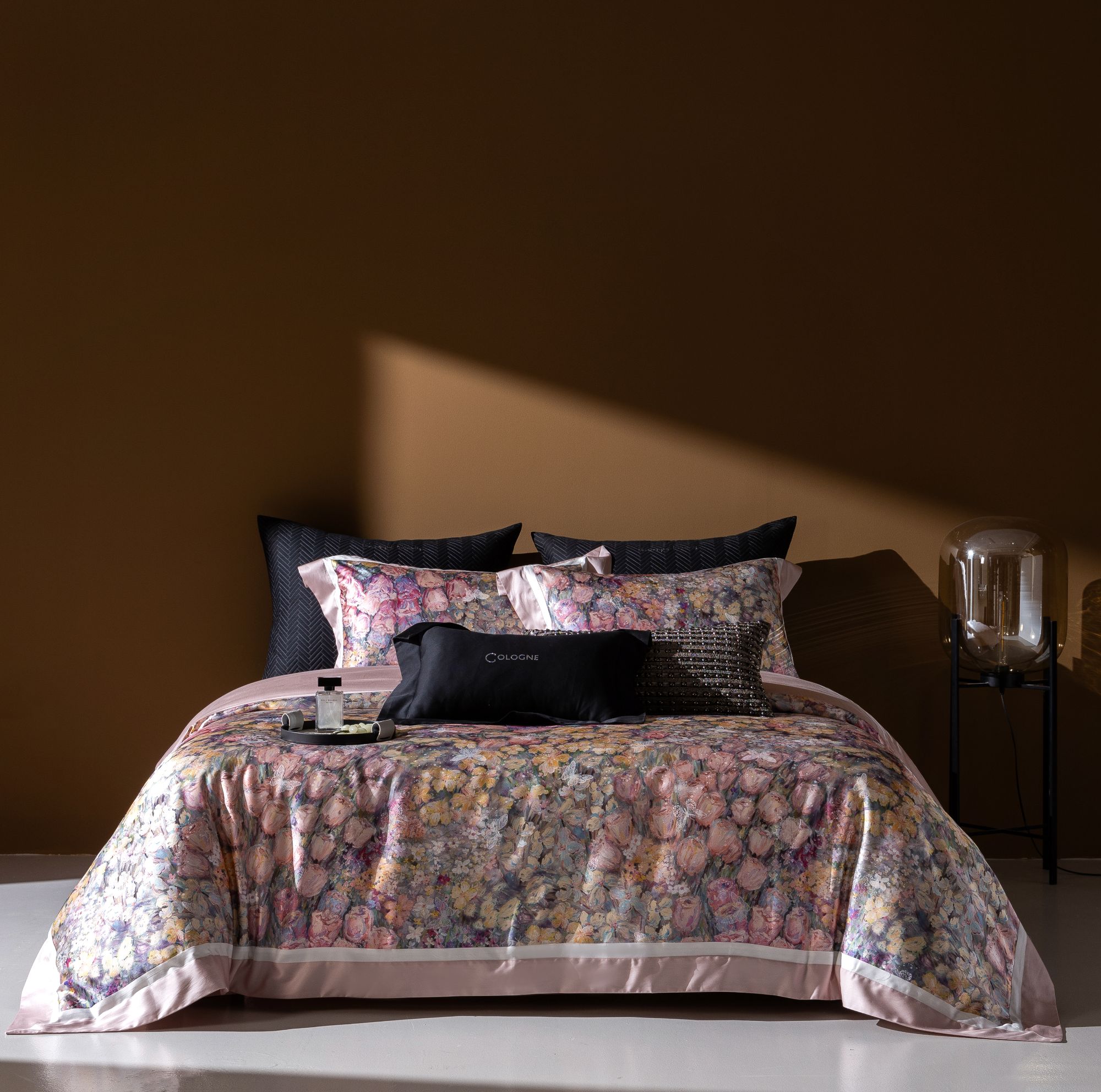 梦露丨高精密定制面料提花+印花流光高端四件套真丝