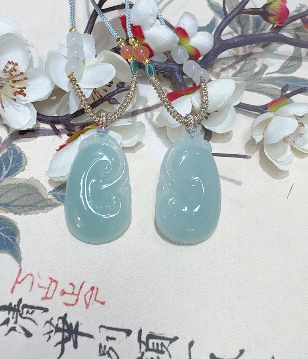 天然翡翠A货晴水如意（多样性发货只发一个）宽23高38-40厚5-8送绳