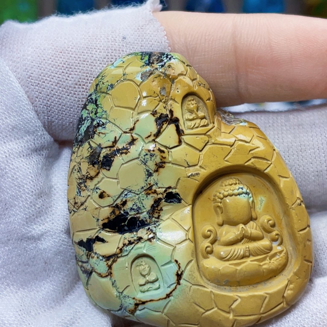 绿松石未镶嵌饰品