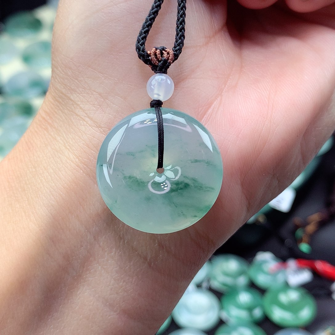 翡翠颈饰未镶嵌尺寸24/6.1