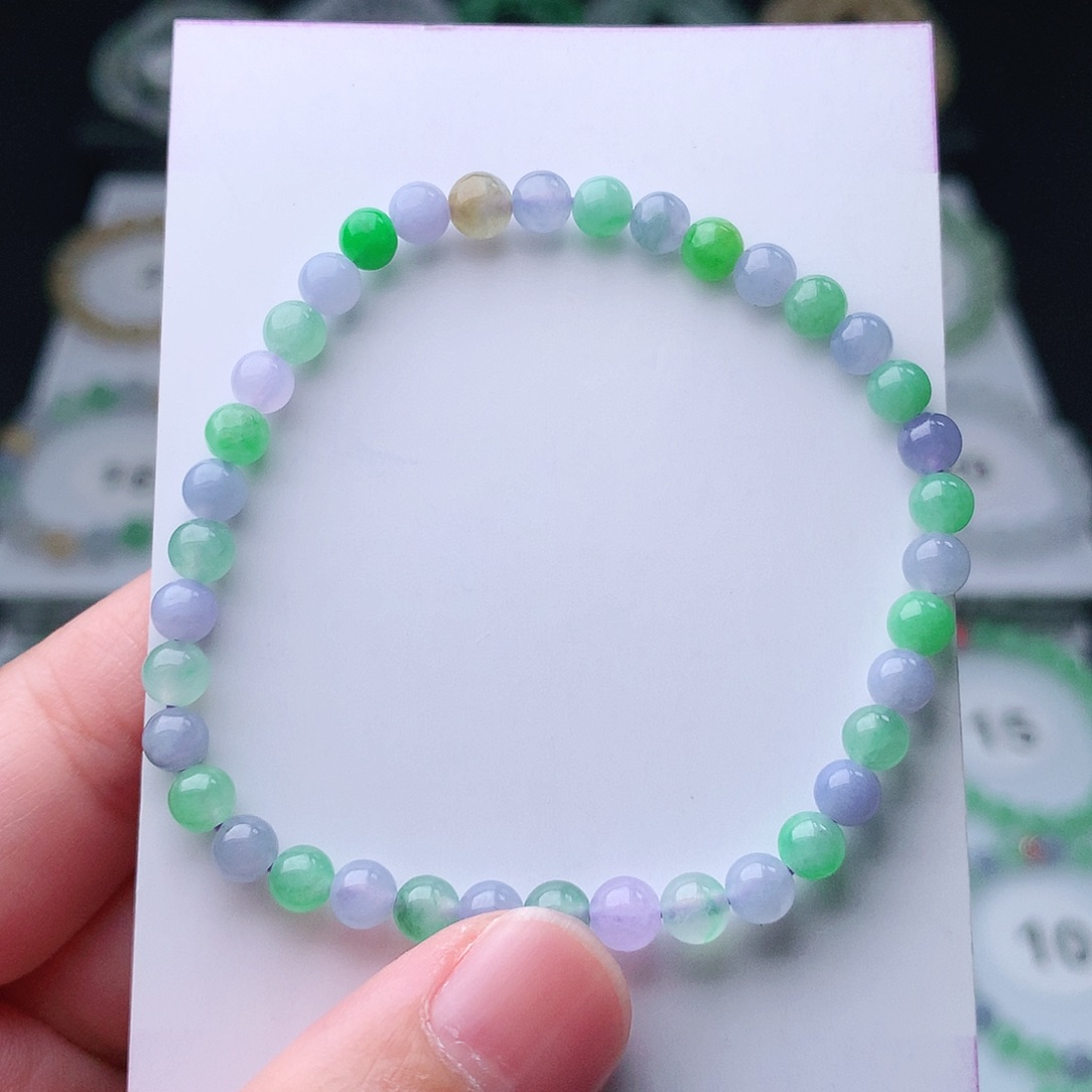 翡翠手串未镶嵌翡翠