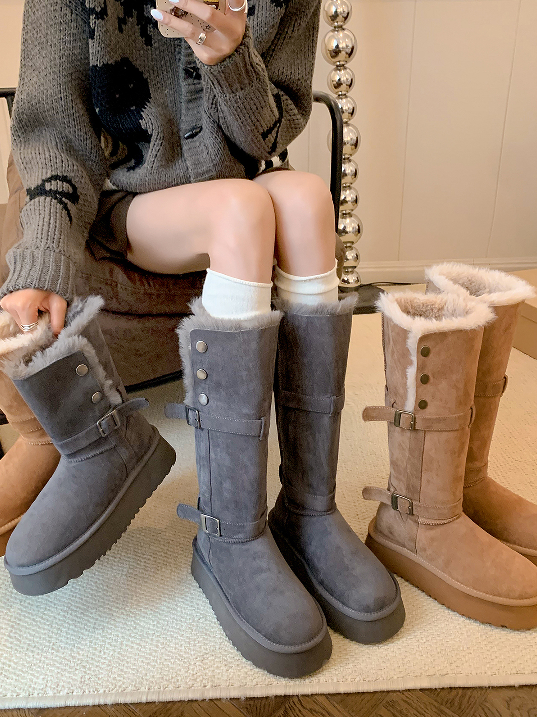 高筒加绒加厚雪地靴女款2025冬季新款厚底保暖中长筒雪地棉靴棉鞋