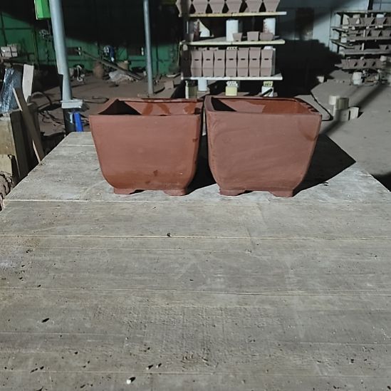 四方高18口径22素两个口不正色差