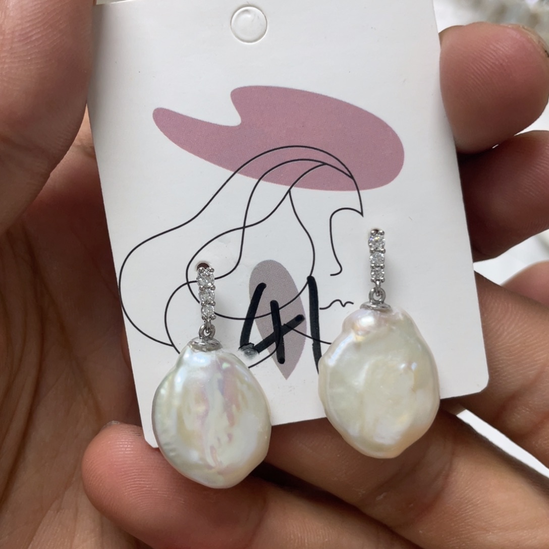 淡水珍珠耳饰合金