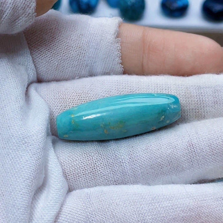 绿松石未镶嵌饰品