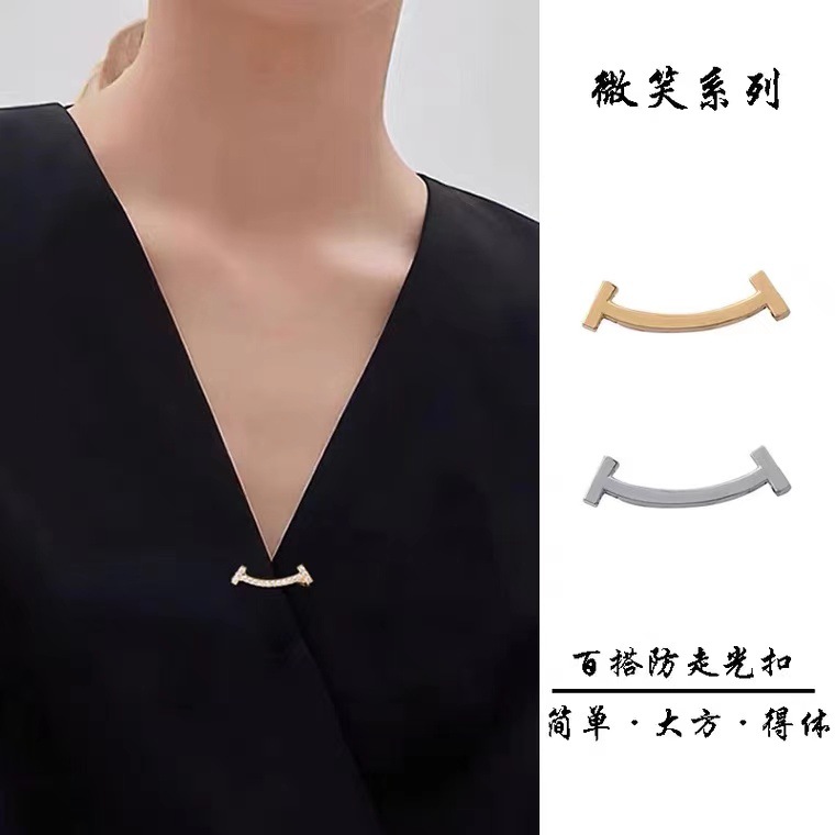 锌合金胸针 微笑防走光扣衬衫领口装饰设计感小众精致别针